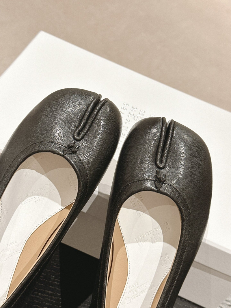 Hermes flat shoes